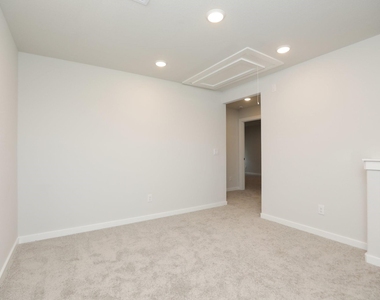 8462 Sweet Cherry Lane - Photo Thumbnail 28