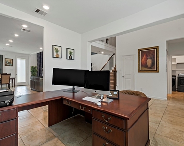 14010 Hartford Heights Way - Photo Thumbnail 25