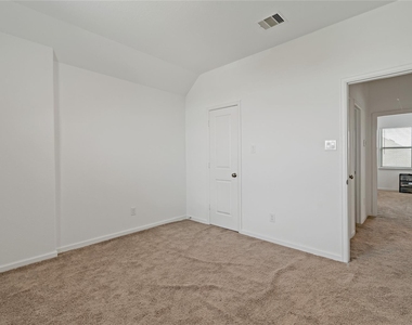 14010 Hartford Heights Way - Photo Thumbnail 7