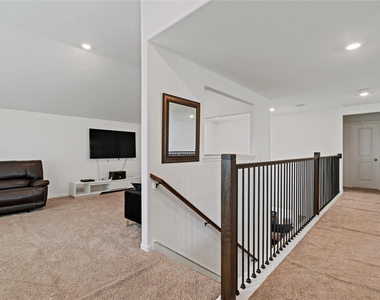 14010 Hartford Heights Way - Photo Thumbnail 14