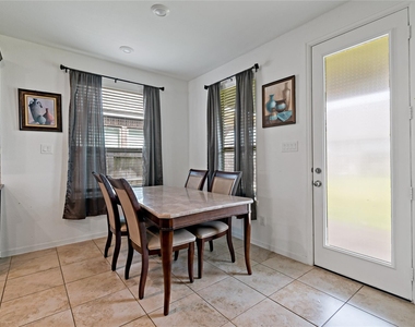 14010 Hartford Heights Way - Photo Thumbnail 22