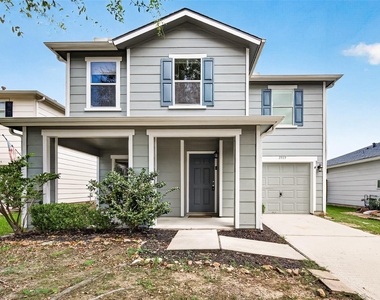 3519 Fuller Bluff Drive - Photo Thumbnail 3
