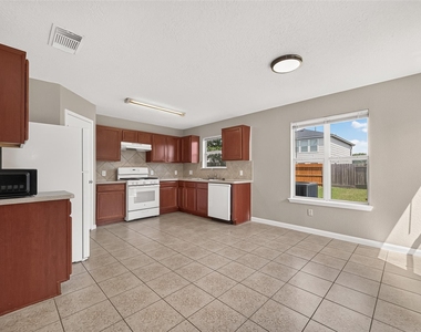 3519 Fuller Bluff Drive - Photo Thumbnail 9