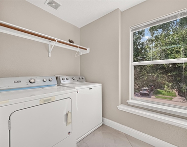 3519 Fuller Bluff Drive - Photo Thumbnail 11