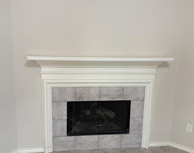 6914 Sunflower Grove Drive - Photo Thumbnail 14