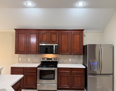 6914 Sunflower Grove Drive - Photo Thumbnail 6