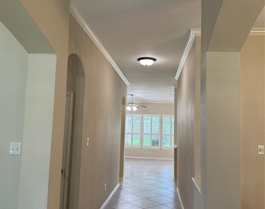 6914 Sunflower Grove Drive - Photo Thumbnail 16