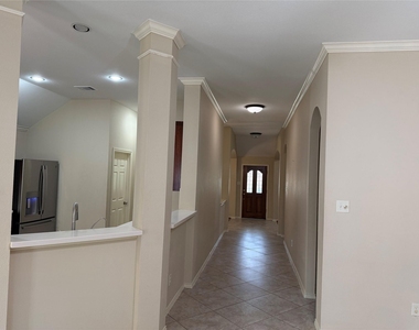 6914 Sunflower Grove Drive - Photo Thumbnail 5