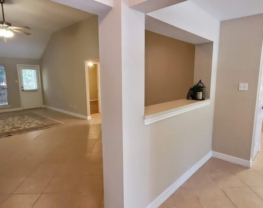 1207 Toby Lane - Photo Thumbnail 2