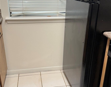 5711 Sugar Hill Drive - Photo Thumbnail 7