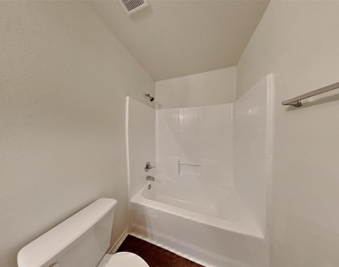 2838 Wisner Circle - Photo Thumbnail 16
