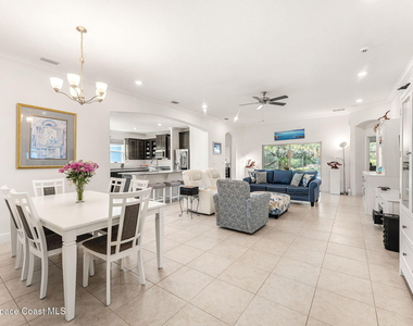 6435 Montserrat Drive - Photo Thumbnail 8