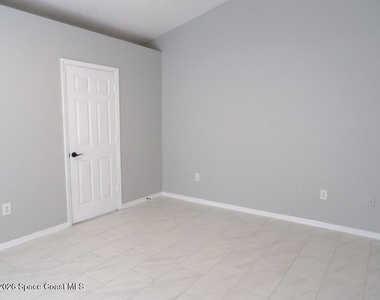 249 Higgins Avenue Nw - Photo Thumbnail 14