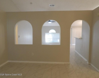 249 Higgins Avenue Nw - Photo Thumbnail 7