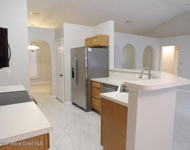 249 Higgins Avenue Nw - Photo Thumbnail 11