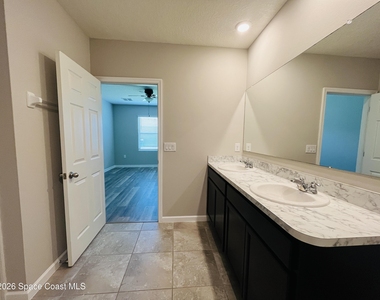 420 Sorrento Drive - Photo Thumbnail 9