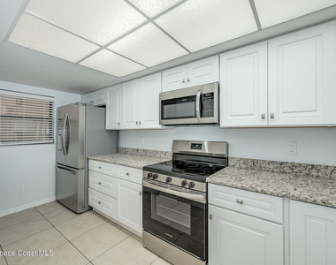 1860 N Atlantic Avenue - Photo Thumbnail 5