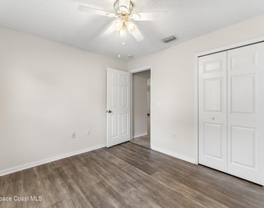 1324 Mandys Court - Photo Thumbnail 16