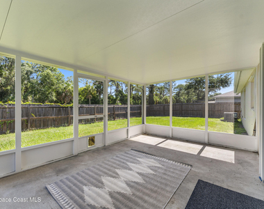 1324 Mandys Court - Photo Thumbnail 17