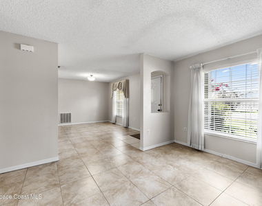 1324 Mandys Court - Photo Thumbnail 4