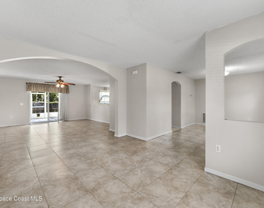1324 Mandys Court - Photo Thumbnail 5