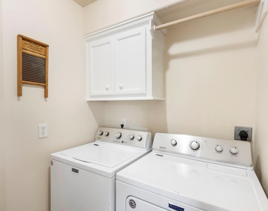 614 Foster Street - Photo Thumbnail 22