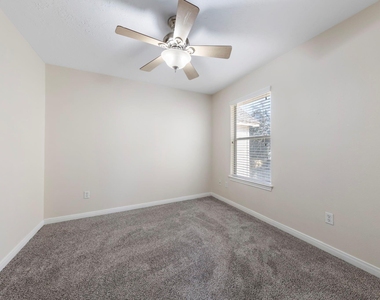 614 Foster Street - Photo Thumbnail 21