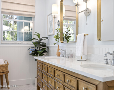 6774 Angeles Road - Photo Thumbnail 26