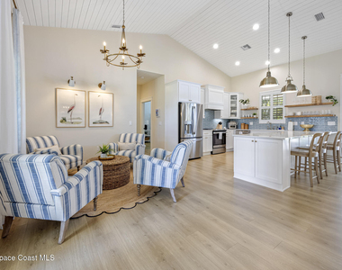 6774 Angeles Road - Photo Thumbnail 4