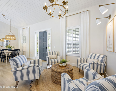 6774 Angeles Road - Photo Thumbnail 10