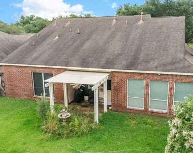 17611 Emerald Garden Lane - Photo Thumbnail 37