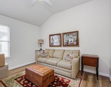 17611 Emerald Garden Lane - Photo Thumbnail 26
