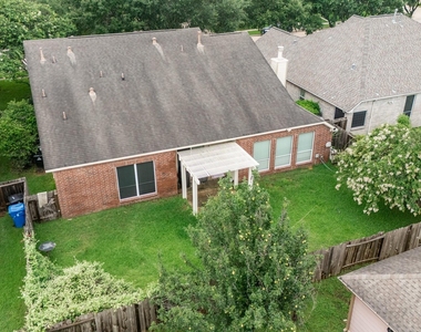 17611 Emerald Garden Lane - Photo Thumbnail 35