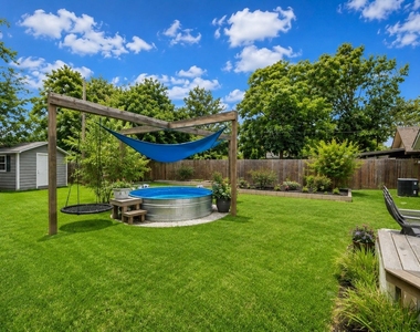 711 Kalmer Street - Photo Thumbnail 19