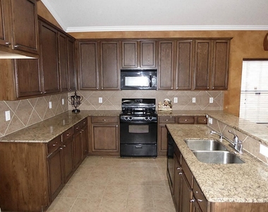19803 Dayton Springs Drive - Photo Thumbnail 5