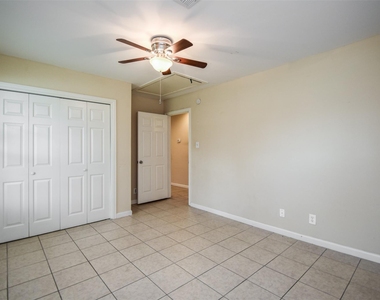 6430 Saxet Street - Photo Thumbnail 13