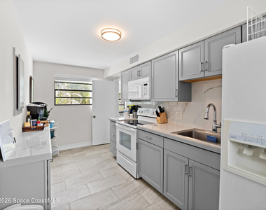 1630 S Atlantic Avenue - Photo Thumbnail 7