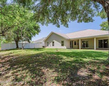 113 Stony Point Drive - Photo Thumbnail 5