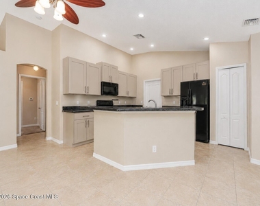 113 Stony Point Drive - Photo Thumbnail 15