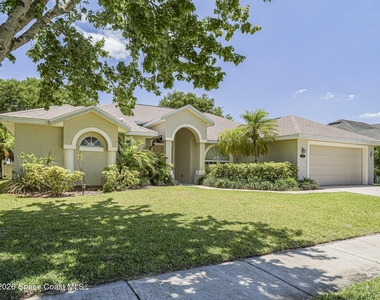 113 Stony Point Drive - Photo Thumbnail 4