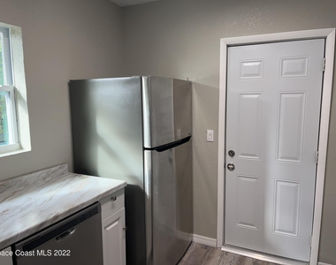 701 Tropic Street - Photo Thumbnail 4