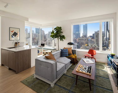 10th Avenue - Photo Thumbnail 1