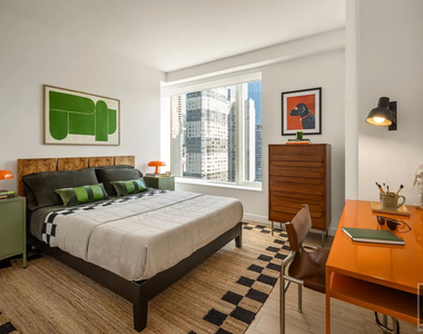 10th Avenue - Photo Thumbnail 4