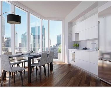 East 44th Street - Photo Thumbnail 1