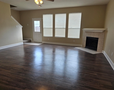 15427 Fir Woods Lane - Photo Thumbnail 2