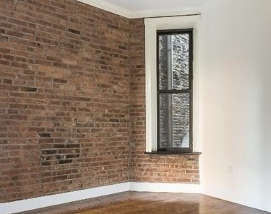 W 103rd St. - Photo Thumbnail 4