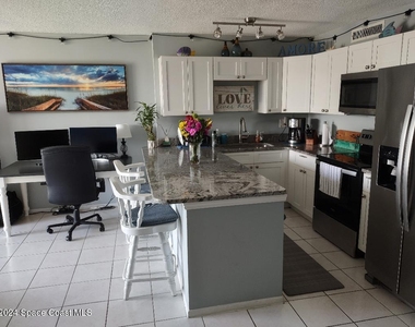 3190 N Atlantic Avenue - Photo Thumbnail 3