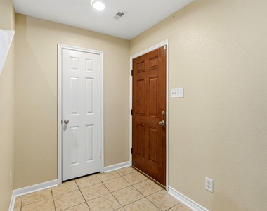 1230 Grassy View Drive - Photo Thumbnail 7
