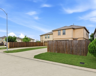 1230 Grassy View Drive - Photo Thumbnail 43