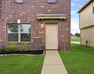 1230 Grassy View Drive - Photo Thumbnail 5
